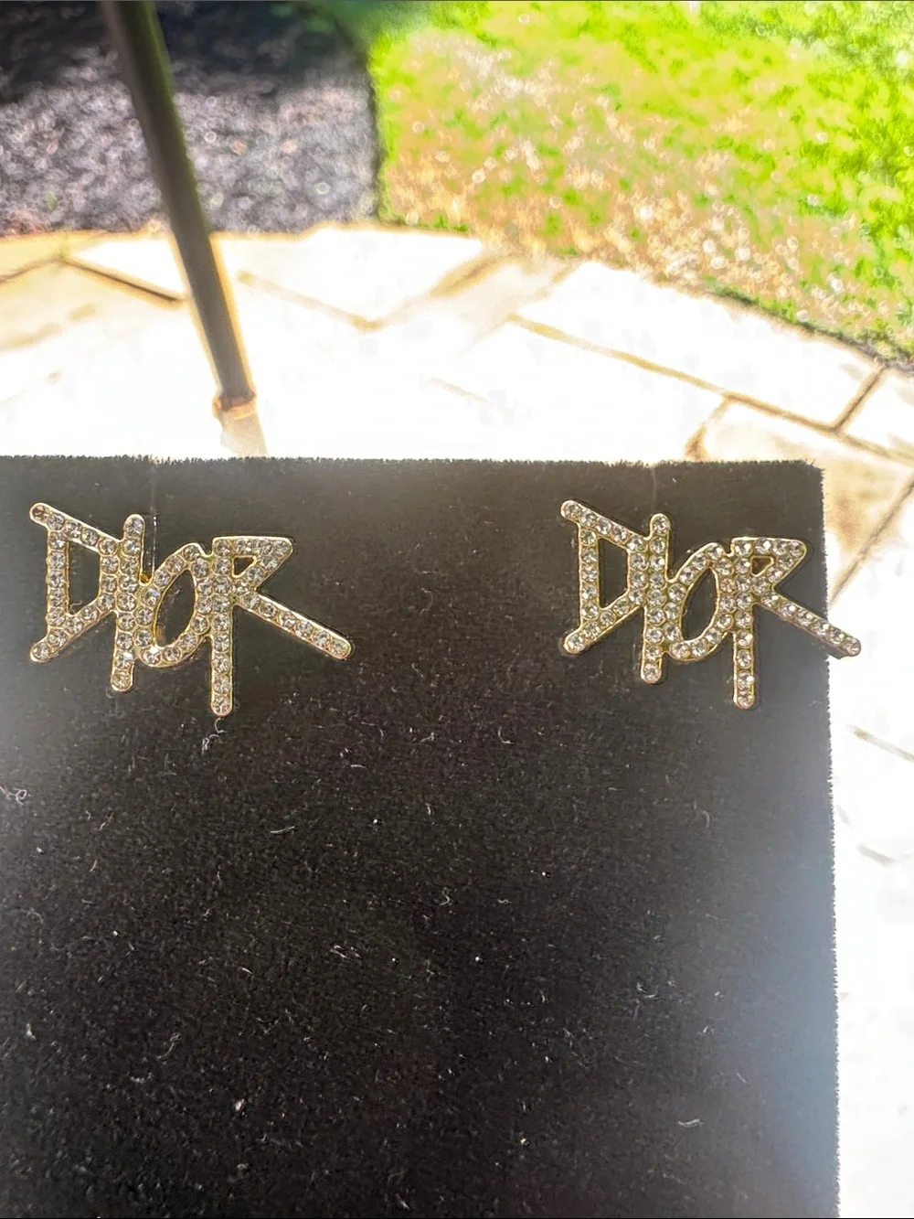 Earrings Gold Tone crystals Stud Earrings - Gold tone